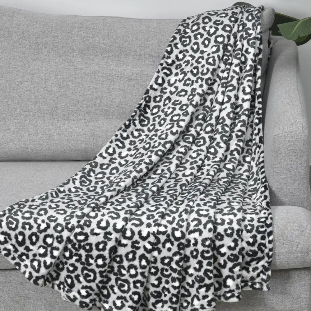New Animal Print Throw Blanket